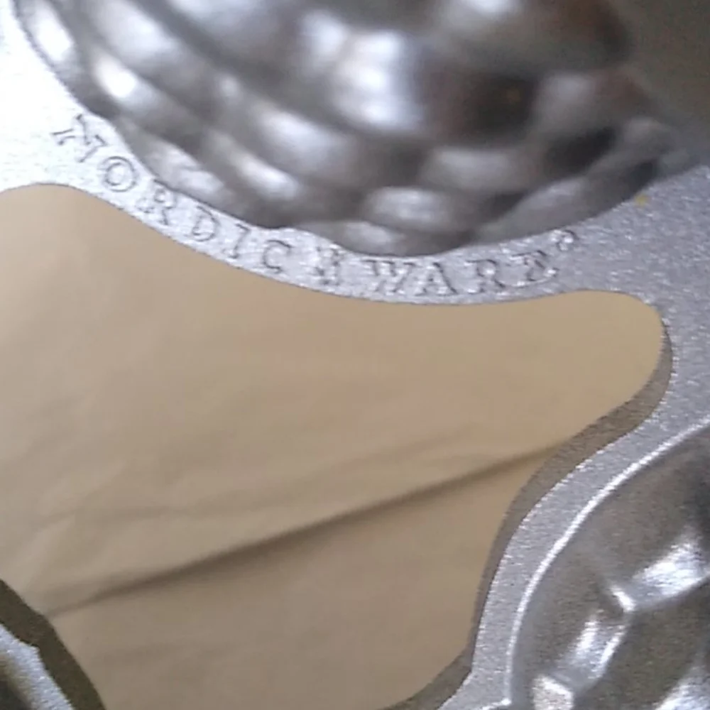 Nordic Ware Wreath Bundt Cake Pan